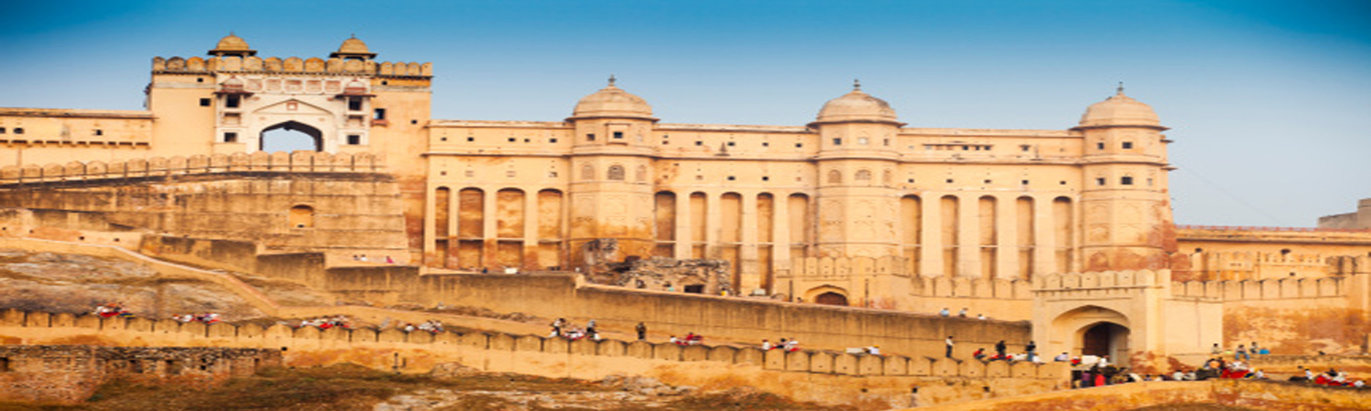 Fort and Palaces Budget Tours in India