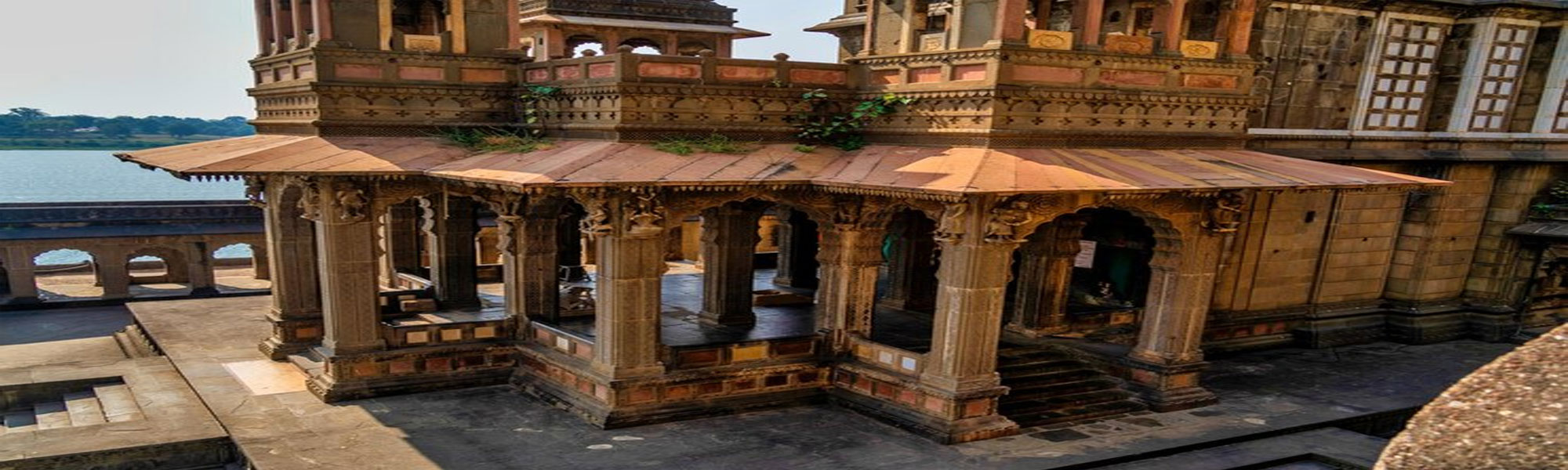 Heritage Haveli Tours in India with Fort and Palaces Tours in India
