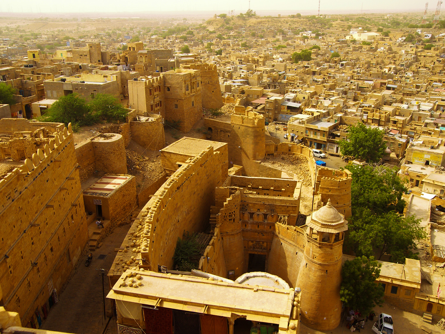 Golden Triangle Tours in Rajasthan with Fort and Palaces Tours in Rajasthan